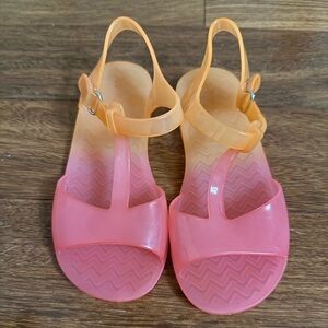 Old Navy Kids Pink and Orange Jelly Ombré Sandals